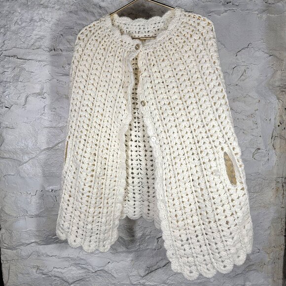 Vtg crocheted poncho shawl button front grandma hippie one size ivory arm holes - Picture 2 of 14